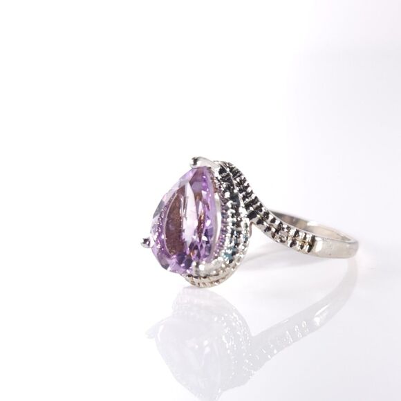 Amethyst Pear 2.5 Carats Ring Size 8 - Picture 8 of 13